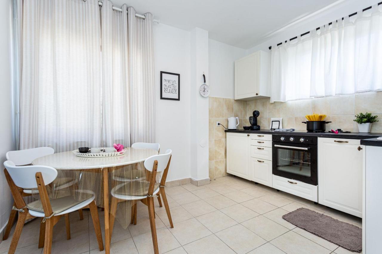 Apartment Magnolia Šilo Exteriör bild